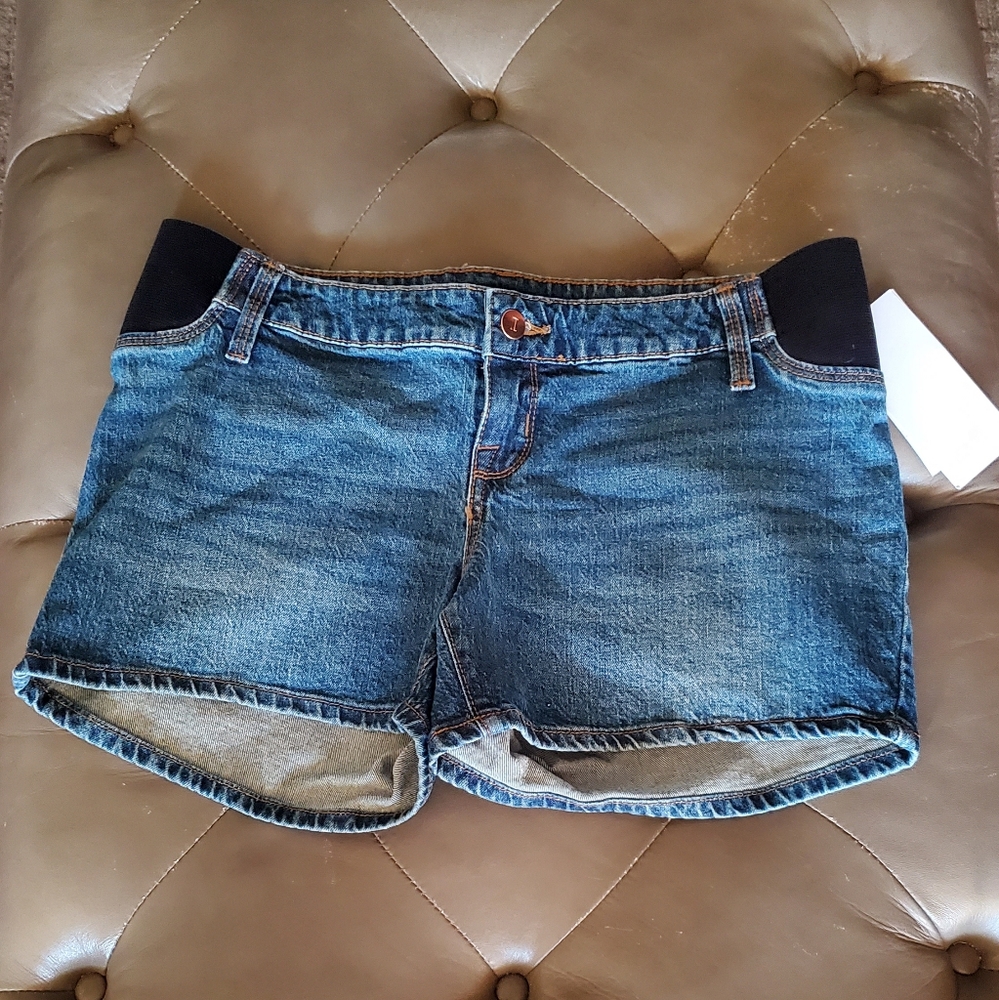 Isabel Maternity Jean Shorts Size 4